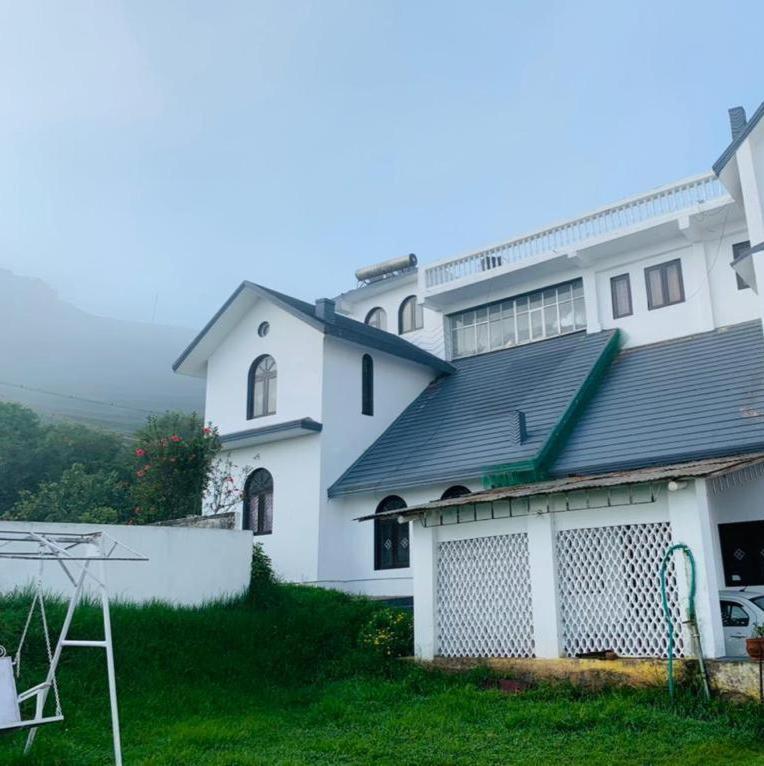Bob Leisure'S Udagamandalam Exterior photo